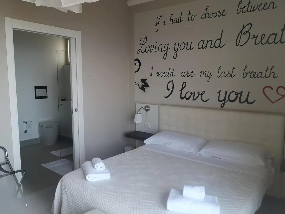 Athena Charming Rooms Taormina Bed & Breakfast