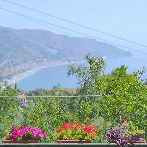 La Via Del Mare Bed & Breakfast
